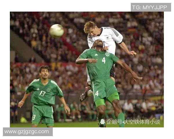 足球明星大头P图素材分享让你的创意无限延伸尽情发挥想象力与创作才能